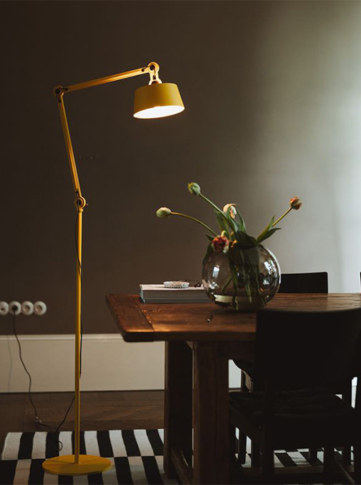 BOLT 2arm floor long upperfit